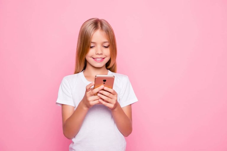 enfant smarthphone